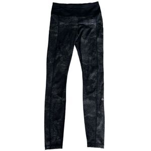 Lululemon Speed Tight II‎ Full-On Luxtreme Snake Print Black Leggings Women’s 4